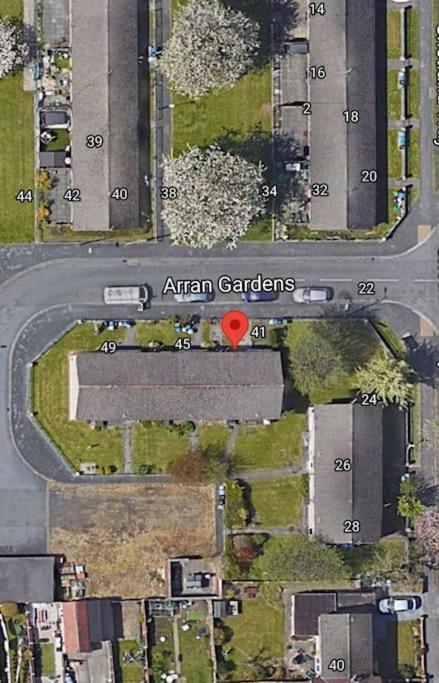 Maisonette With Patio 1 Double Bed Urmston Экстерьер фото